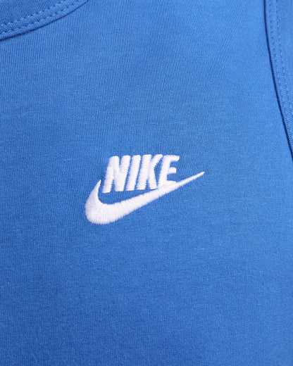 Nike Sportswear Club